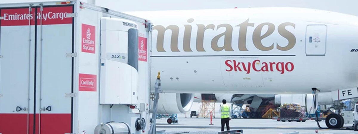 Emarat fuel Emirates aircraft